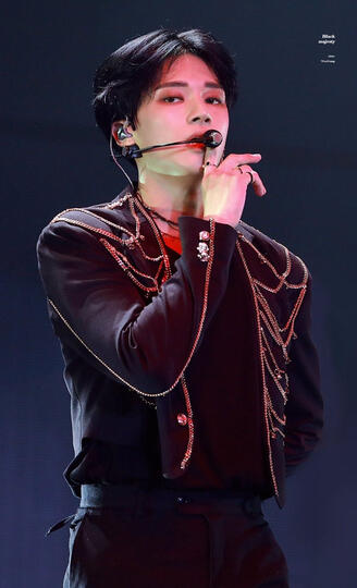 우영